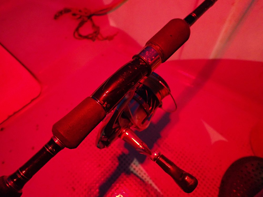Amazonで買える夜釣りにオススメの赤いledヘッドライト 安くてコスパ最強1500円前後 Tsurero